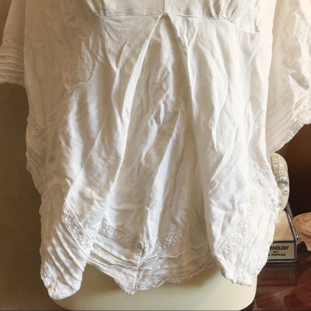 FREE PEOPLE White Poncho Peasant Top Size Small - Picture 3 of 8